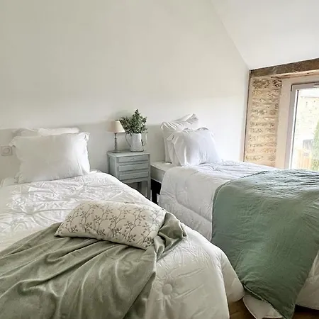 Country house Le Domaine Des Faluns *